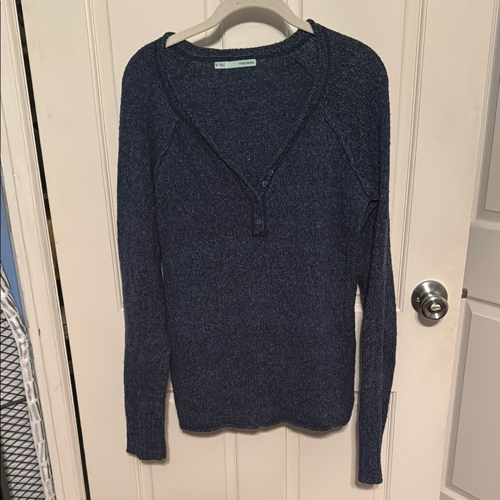 🏷️CLEARANCE🏷️‎ Maurices Deep Blue V-Neck Sweater